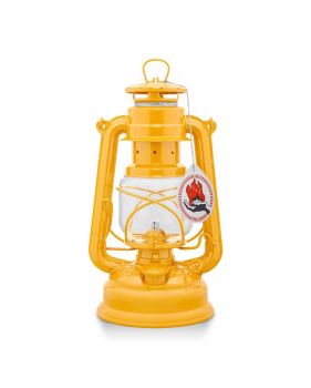 Lampe tempête à pétrole jaune